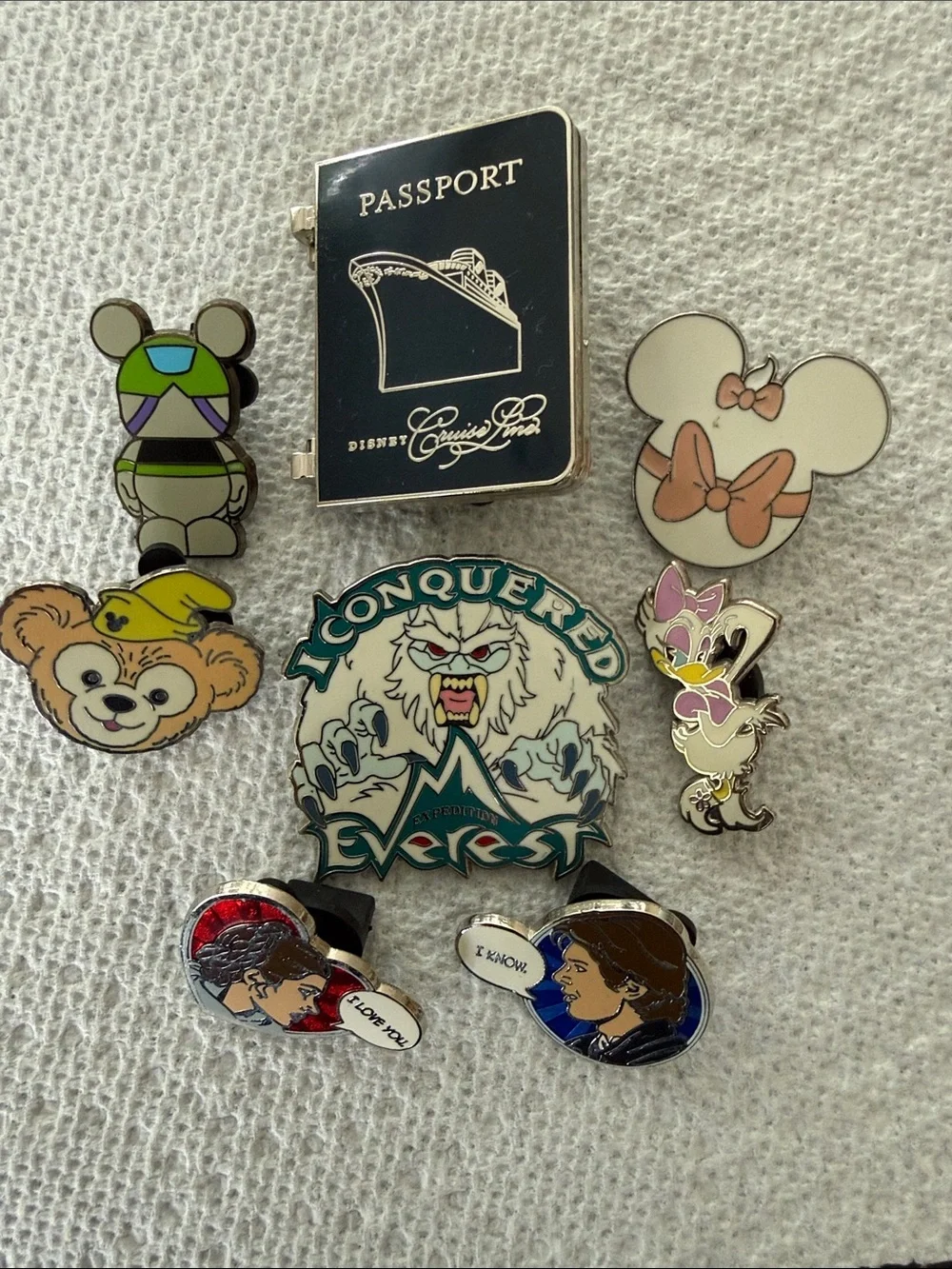 Disney Enamel Pins Set